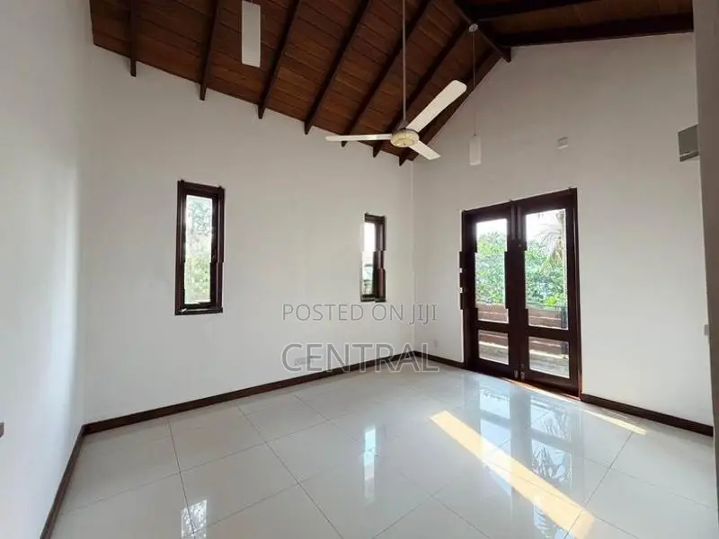 House for Sale in Ratmalana (C7-10786e)