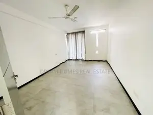 Spacious 4-Bedroom House for Rent – Thalawathugoda