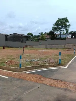 මාලබේ අරංගලින් අගනා බිම් කොටස්