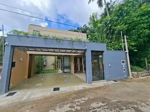 Luxury House for Sale in Battaramulla