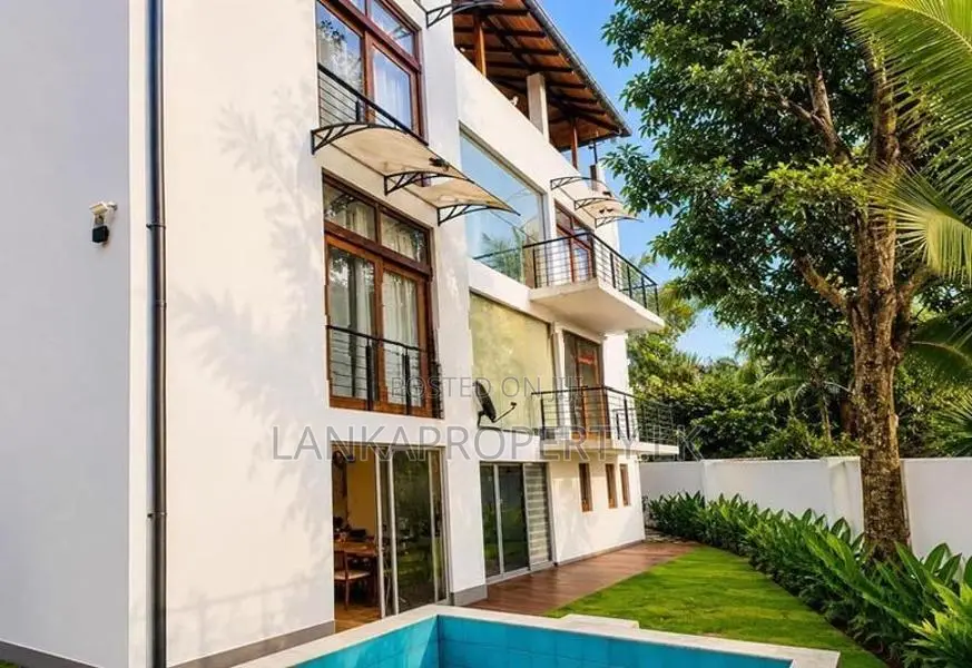 Luxury Four-Storey House for Sale in Pitakotte, Nugegoda.