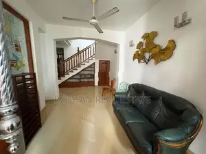Two Stories Six Bedroom House for Rent Colombo 6 NI3067