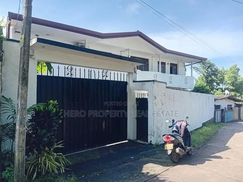 🏷️Bricks Finished 2 Story House For Sale In Piliyandala