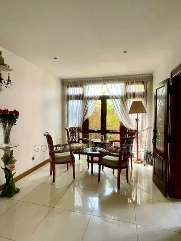 Luxury House For Sale At Kohuwala.