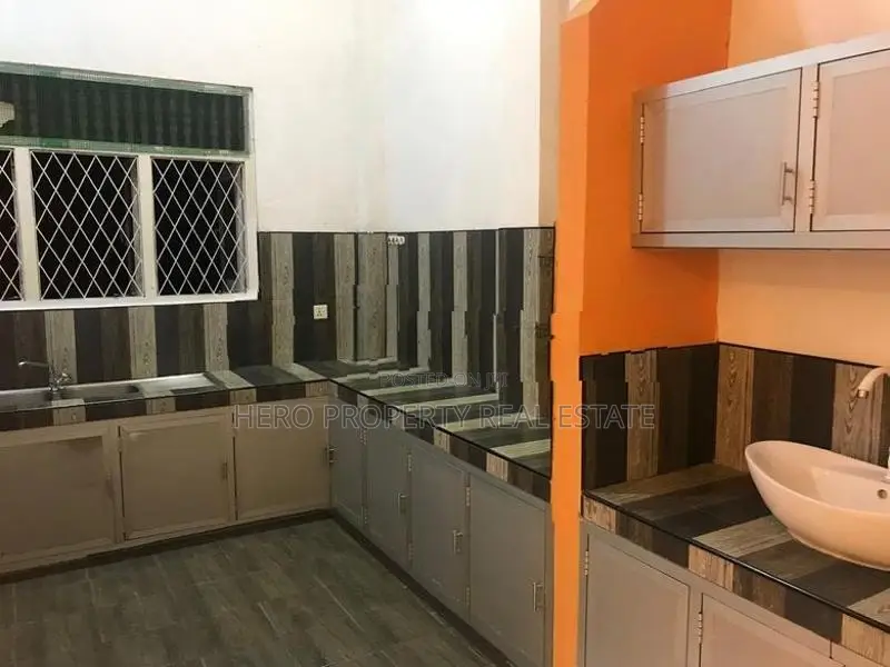 🏷️2 Story Modern House For Rent In Andreson Road Dehiwala