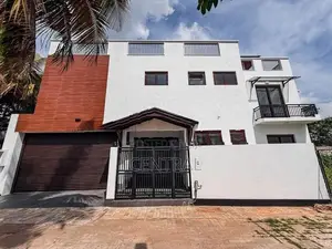 Luxury Modern Designed House for Sale – Mount Lavinia (C7-9492)