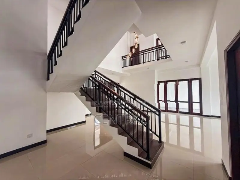 Luxury Modern Designed House for Sale – Mount Lavinia (C7-9492)