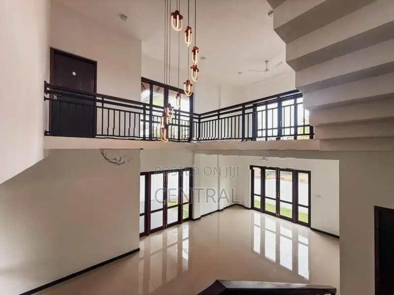 Luxury Modern Designed House for Sale – Mount Lavinia (C7-9492)