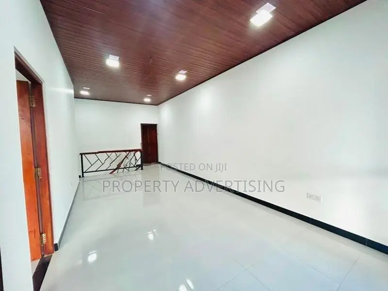 Wattala Luxury Brand New 2-Storey House for Sale (Kerawalapitiya)