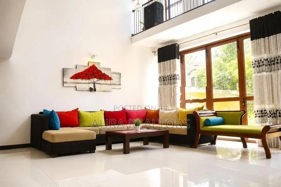 Three Storey House for Rent in Himbatana Mulleriya Town (p-185)