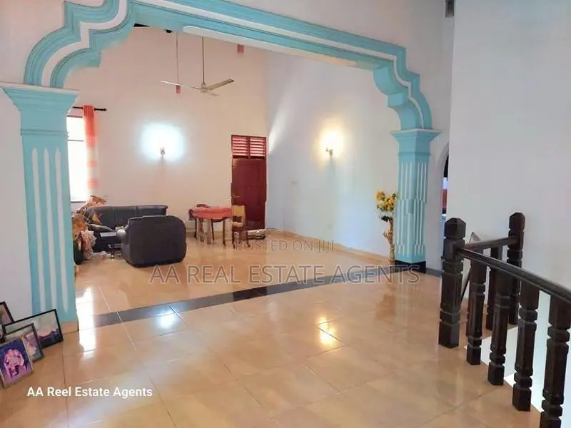 Two Storey House for Sale in Wellampitiya