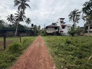 Piliyandala - Jamburaliya Land for Sale Close to Lake