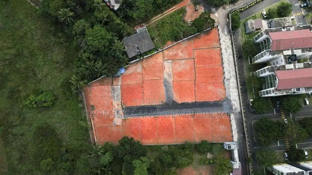 Land for Sale in Athurugiriya H37