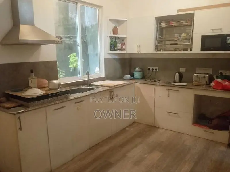 Luxury Annex for Rent in Makola