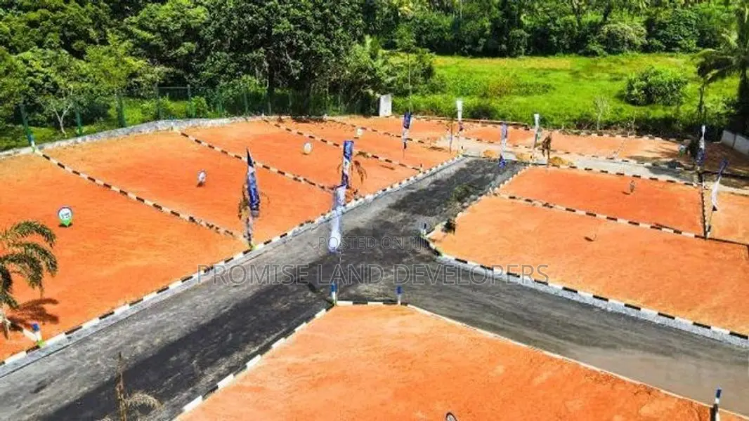Residential Land for Sale in Athurugiriya H37