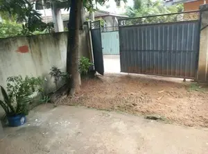 House for sale in Angoda