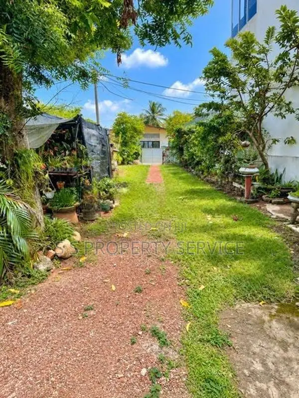 30-Perch Land for Sale in Nugegoda (SSPL-517)