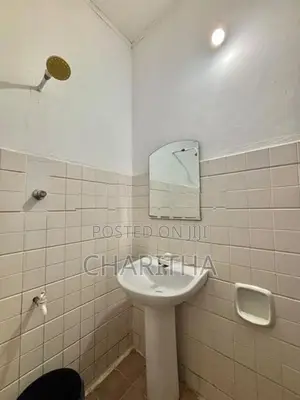 Room for Rent in Karapitiya