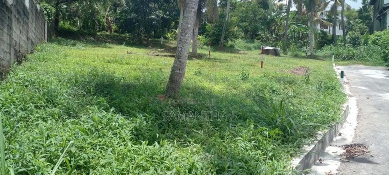 මාලඹේ- නගරයෙන්ම ඉඩමක් (7.00 p)