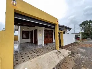 Newly Build Luxury Single Story House for Sale Kiriwaththuduwa