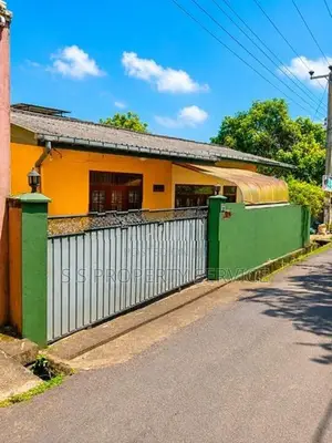 Piliyandala House For Sale (Ssph-430)