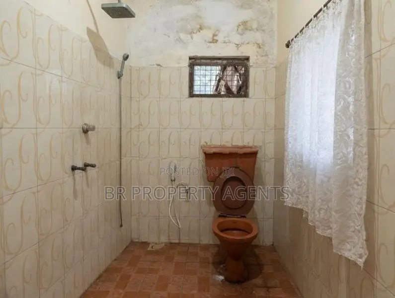 Two Storied House For Sale In Ratmalana