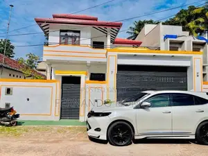 Grand Deesd With Very Close To Bus Road New Luxury House Sale Negombo