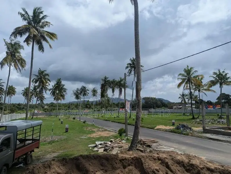 කුරුණෑගල හෙරලියාව පාරෙන් ඉඩමක් විකිණීමට
