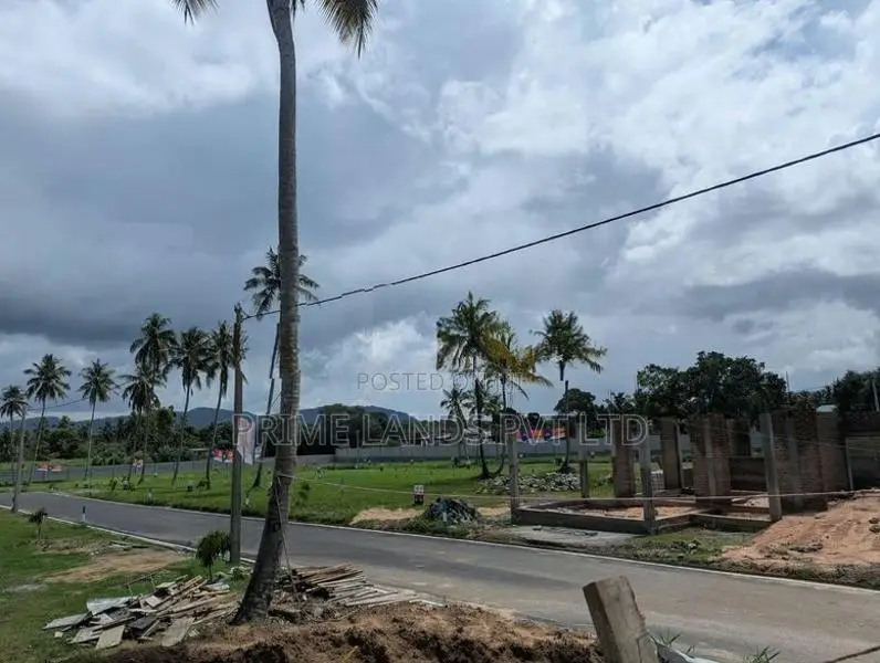කුරුණෑගල හෙරලියාව පාරෙන් ඉඩමක් විකිණීමට