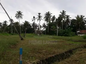 තුම්මෝදර ව්‍යාපාරික සහ නේවාසික බිම් කොටස් විකිණීමට