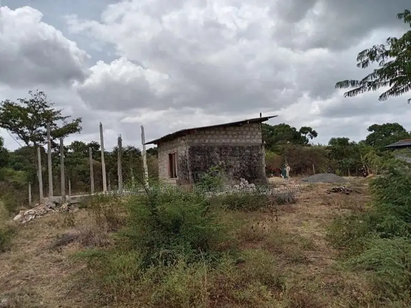 Business/Residance Land For Sale In Trincomalee