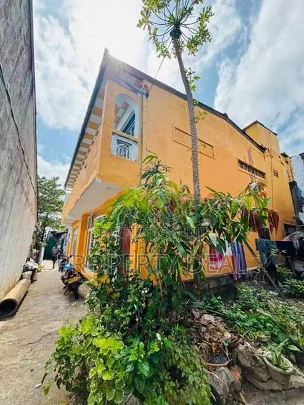 7 BR House for Sale in Mt. Lavinia - PDH315