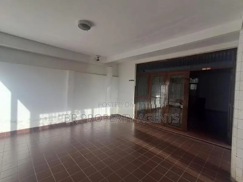 Two Story House for Sale in Pelawatte, Battaramulla
