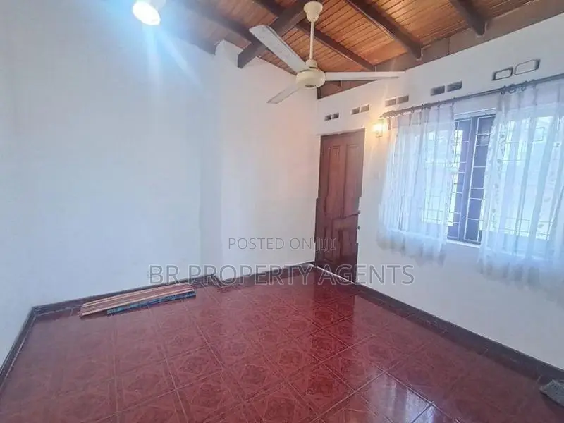 Two Story House for Sale in Pelawatte, Battaramulla