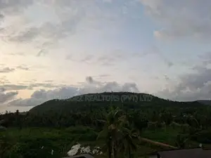 Modern 4-Bedroom House for Sale – 20 Perches Galle