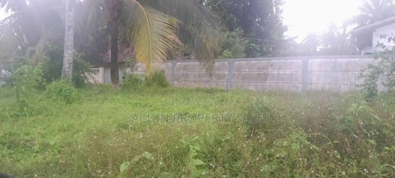 8P Prime Land - Wadduwa [300 M to Galle Road]