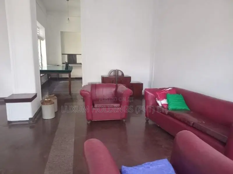 Spacious House For Rent in Ward Place Colombo 07 [ 2333C ]