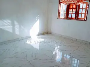 Thalpitiya,Wadduwa - 16.5 Perch Two-Storey House
