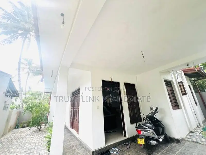 House for Sale in Ja-Ela