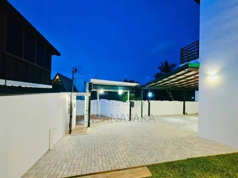 brand new luxury house for sale in koswatte 75352