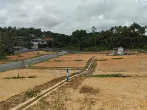 කලුතර නගරයට නුදුරින් සුපිරි ඉඩමක්