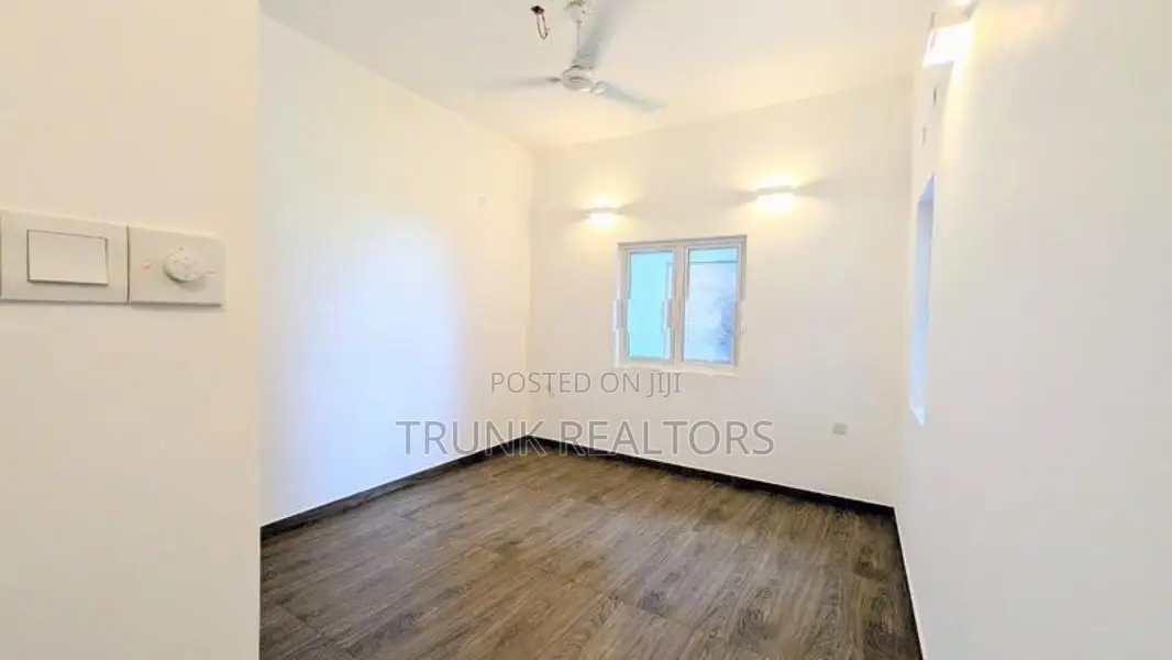 Mulberry Residencies, Colombo 09 02BR Apartment For Rent (NK11862)