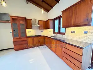Luxury New House Sale in Battaramulla