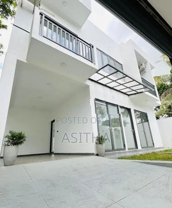 Brand New House for Sale Miriswattha