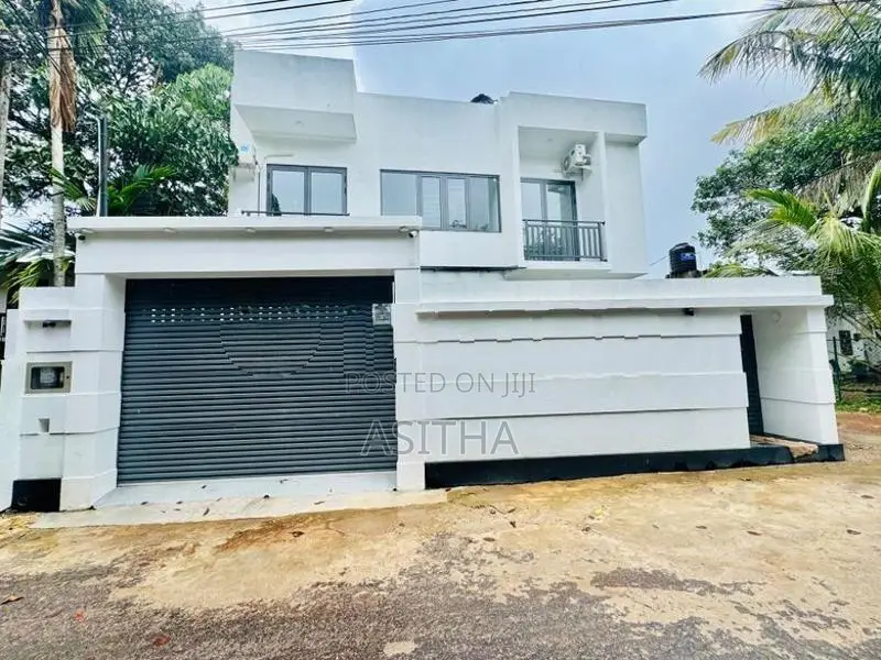 Brand New House for Sale Miriswattha