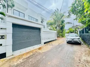 Brand New House for Sale Miriswattha