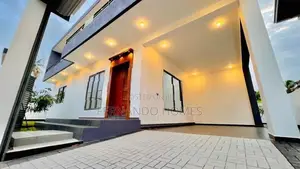 Deluxe Deeds With 5 Bed Rooms Luxury Stylish House For Sale Negombo