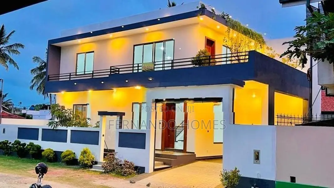 Deluxe Deeds With 5 Bed Rooms Luxury Stylish House For Sale Negombo