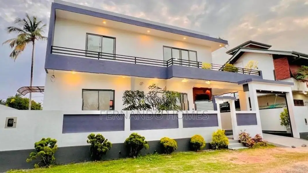 Deluxe Deeds With 5 Bed Rooms Luxury Stylish House For Sale Negombo