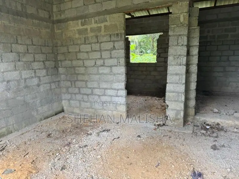 House with Land for Sale in Horana
